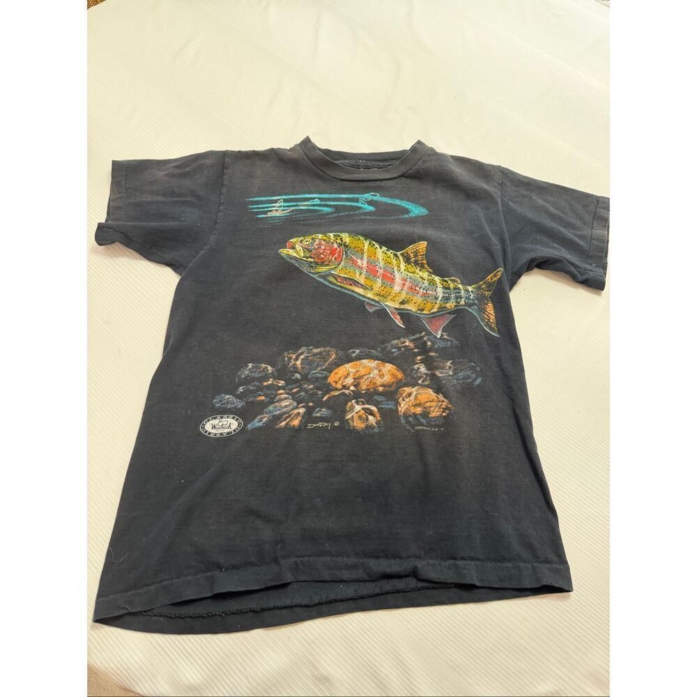 Woolrich BlackโVintage Single Stitch Fish T-Shirt Size Medium